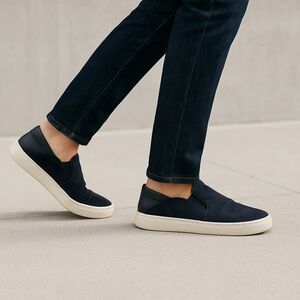 Vince Garvey Slip-On Sneakers Coastal Navy Suede Women’s Size 8 Luxury Casual